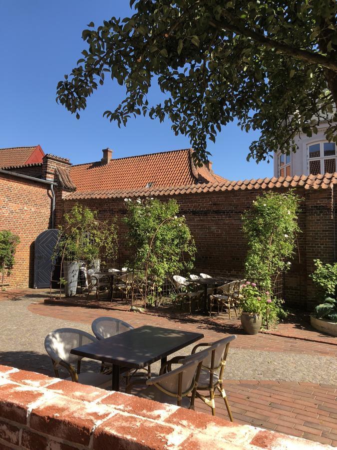 Den Gamle Arrest Bed & Breakfast Ribe Dış mekan fotoğraf